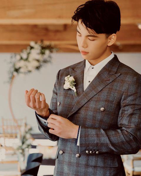 Traditional-style Groom & Groomsmen Boutonniere
