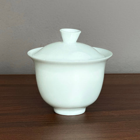 Lunar Gaiwan