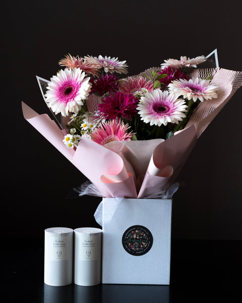 Deluxe Gerbera Bouquet Gift Set