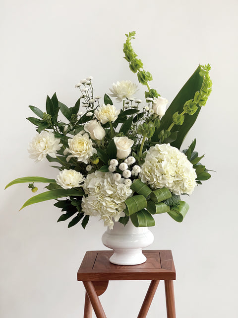 UA-5 Petite Modern Urn Arrangement